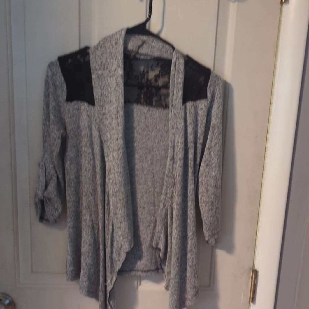 Discreet Heather Gray Open-Front Cardigan